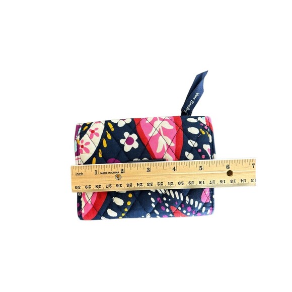 Vera Bradley Painted Paisley Tri-Fold Wallet Window ID Credit Cards Blue Pink - Picture 7 of 8